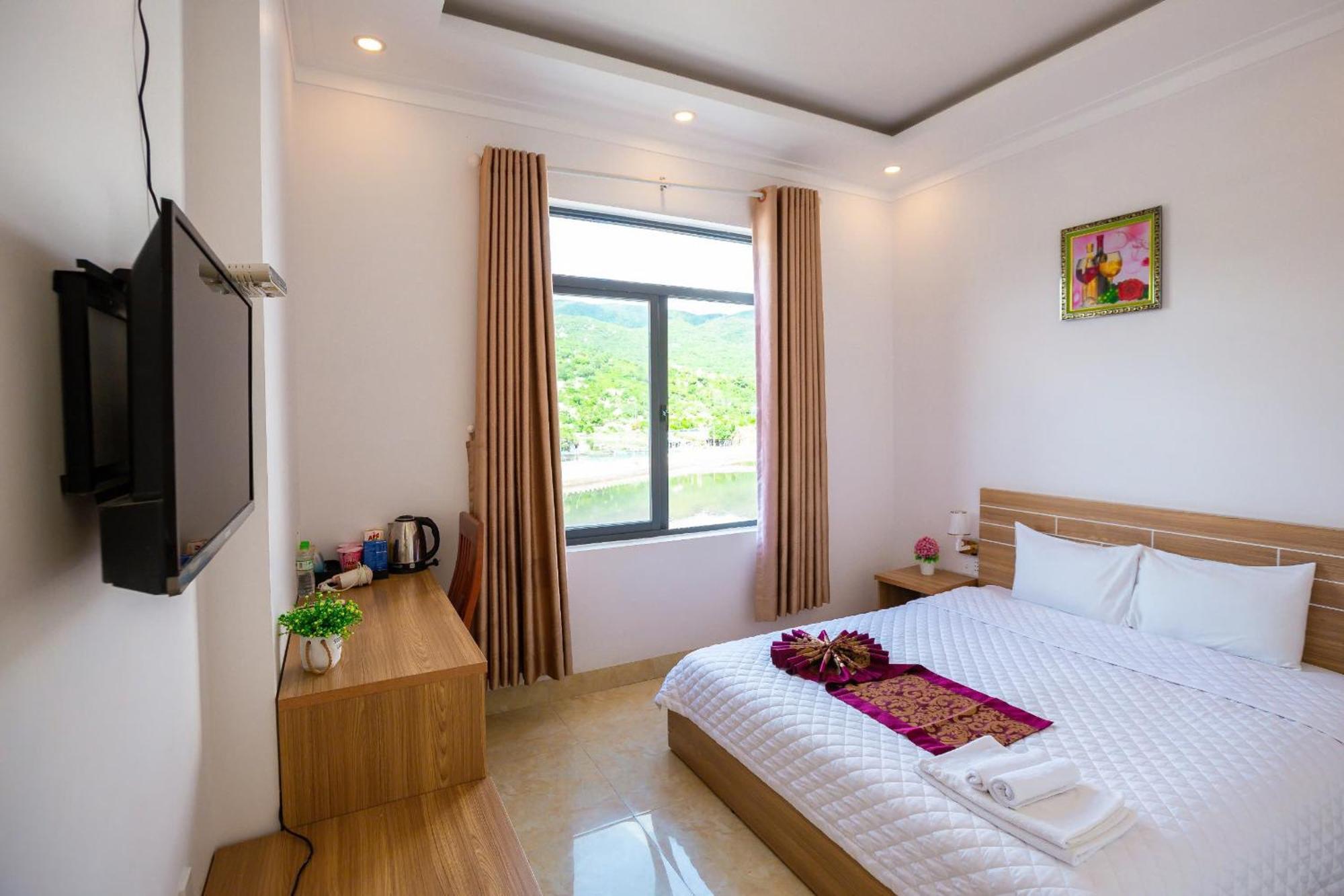 Chau Gia Hotel Vĩnh Hy Buitenkant foto