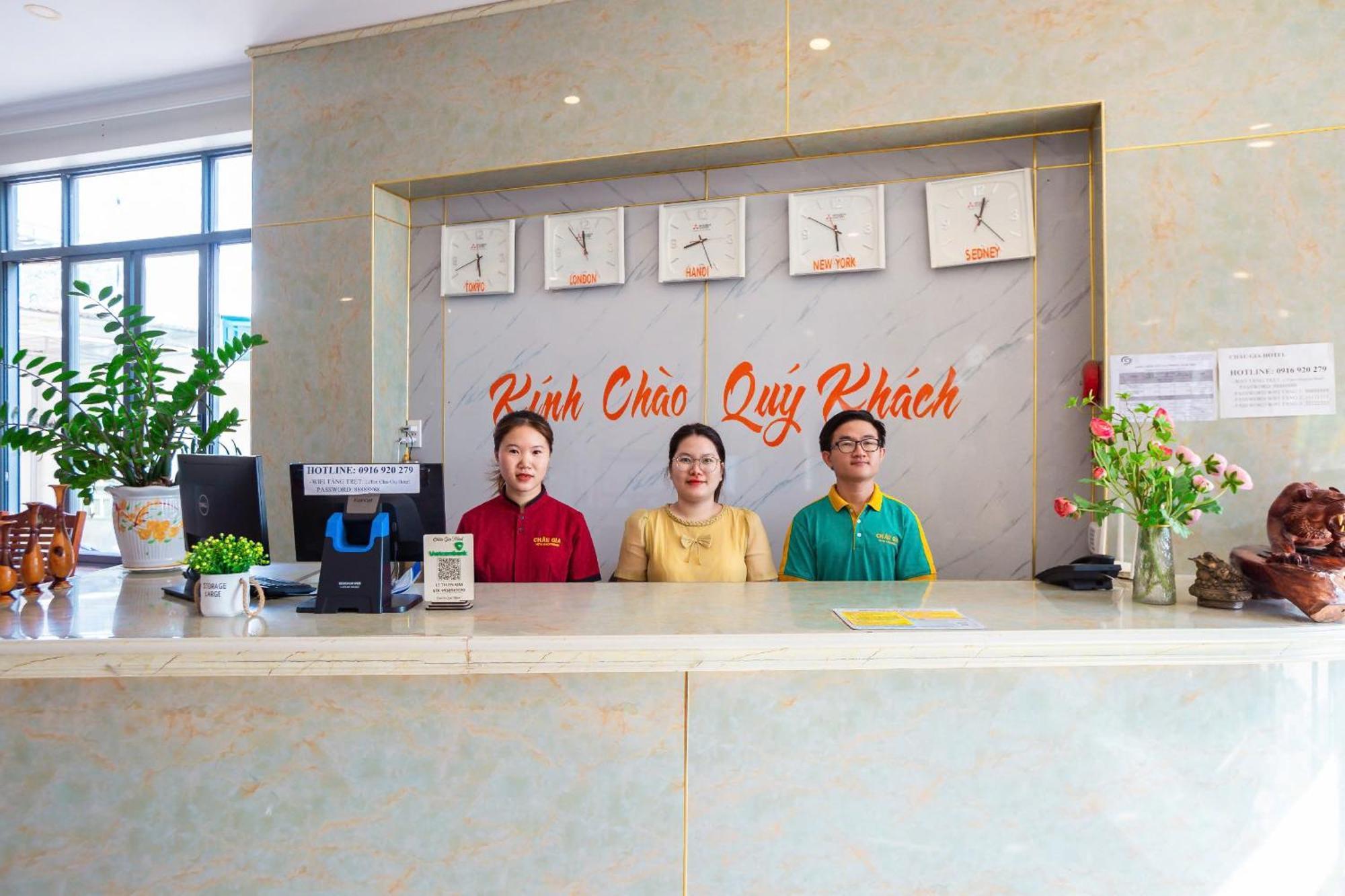 Chau Gia Hotel Vĩnh Hy Buitenkant foto