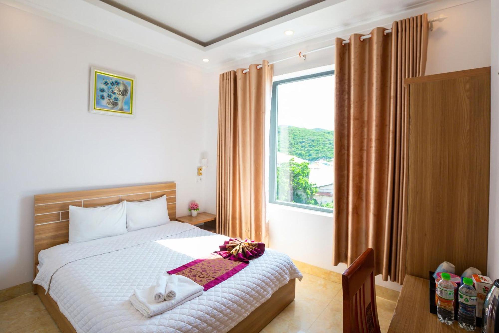 Chau Gia Hotel Vĩnh Hy Buitenkant foto