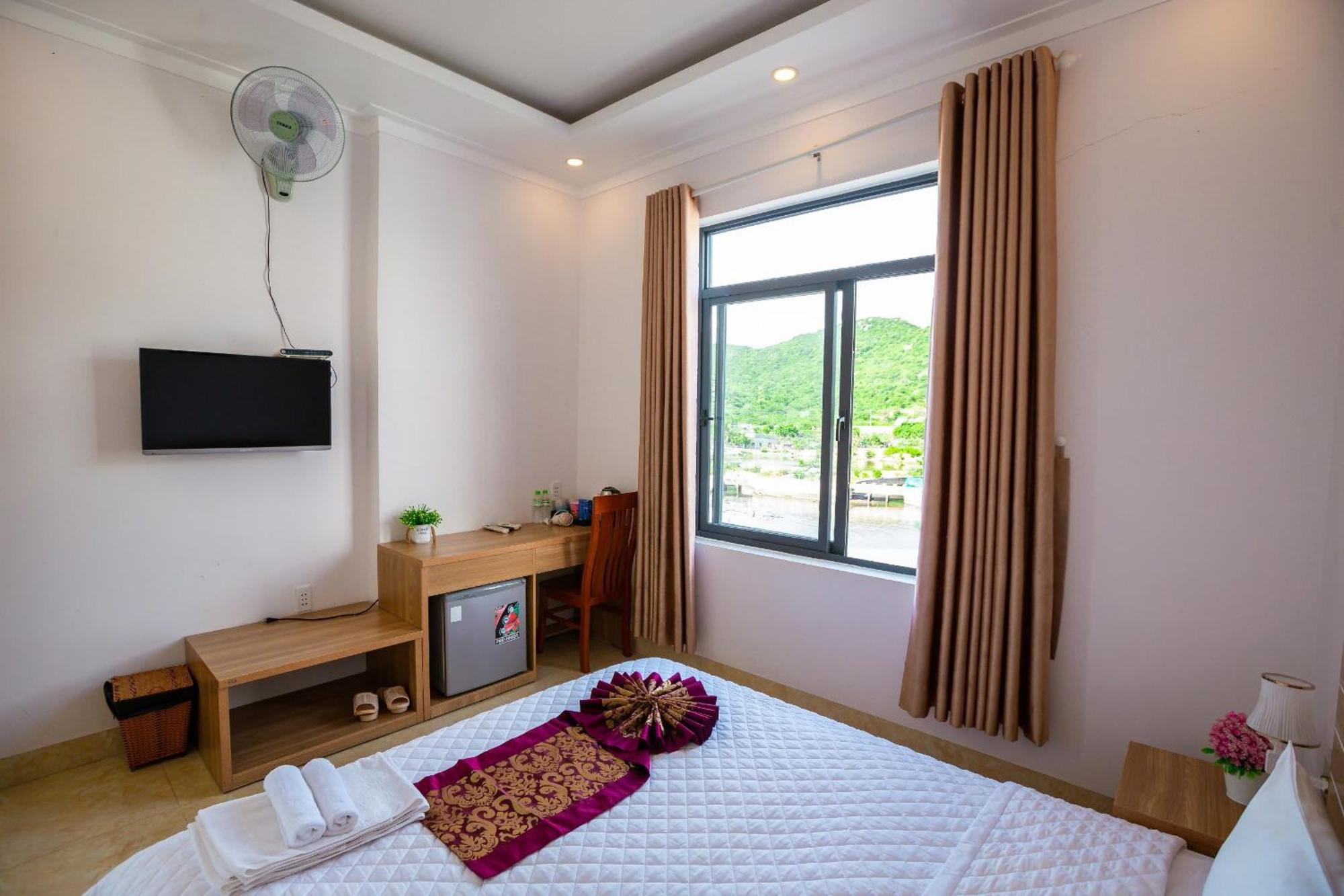 Chau Gia Hotel Vĩnh Hy Buitenkant foto